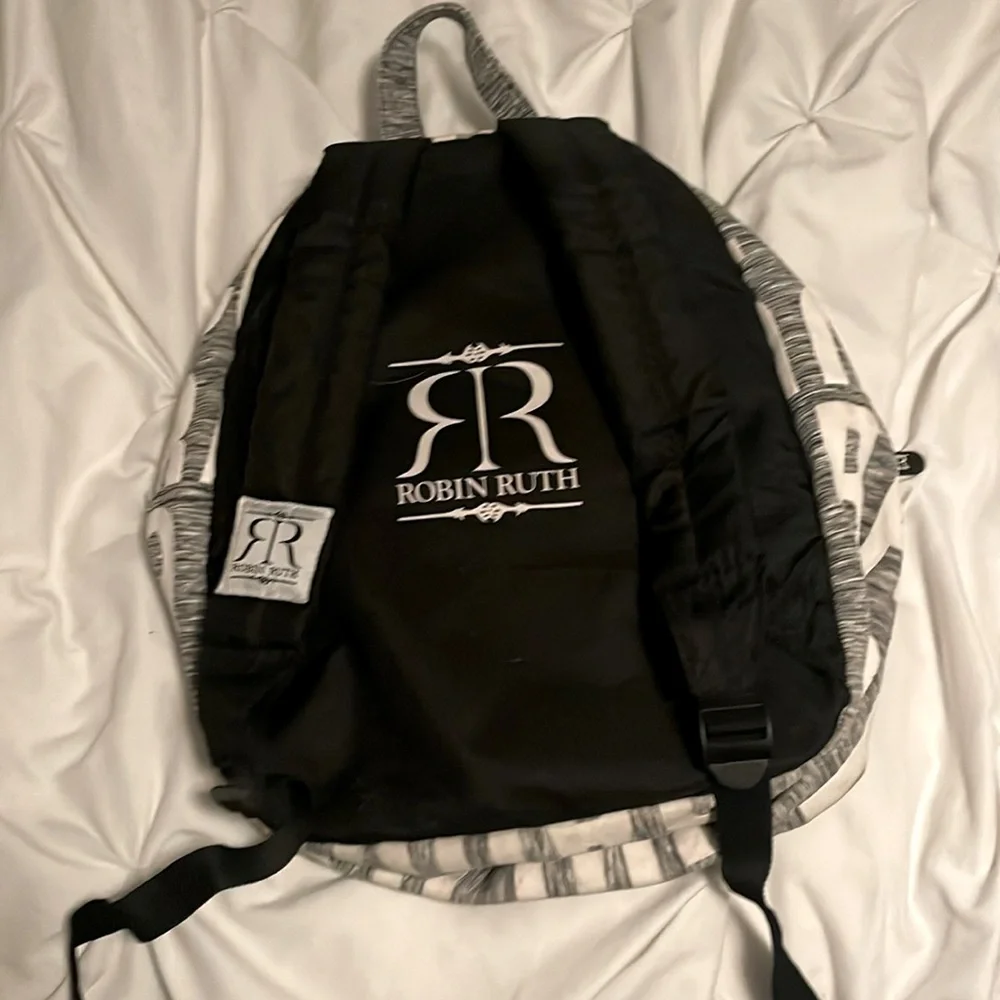 Robin Ruth Backpack - Picture 2 of 3